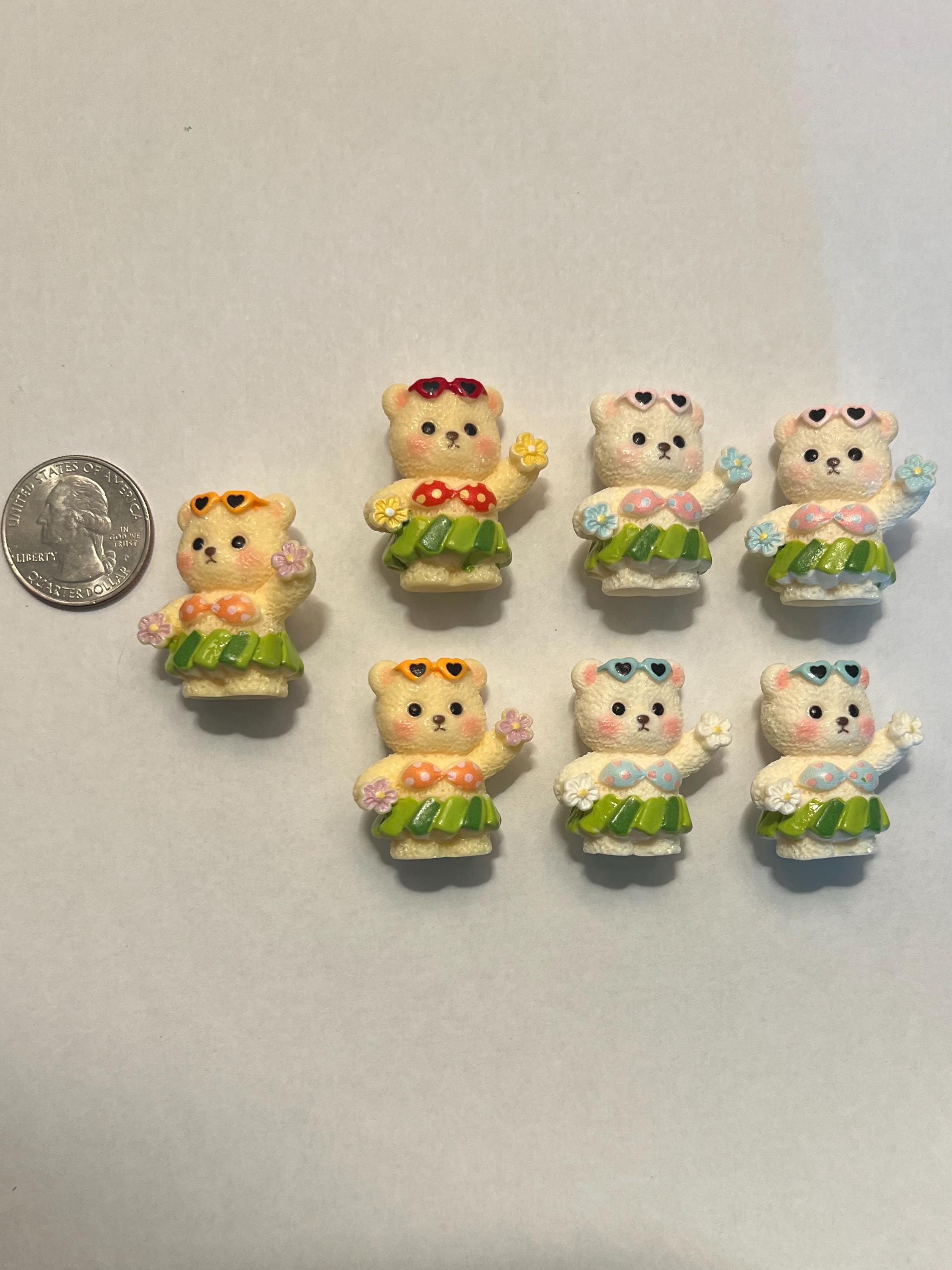 3D Acrylic Bear in Hawaii Grass Skirt Carm - Miniatures, 1 piece